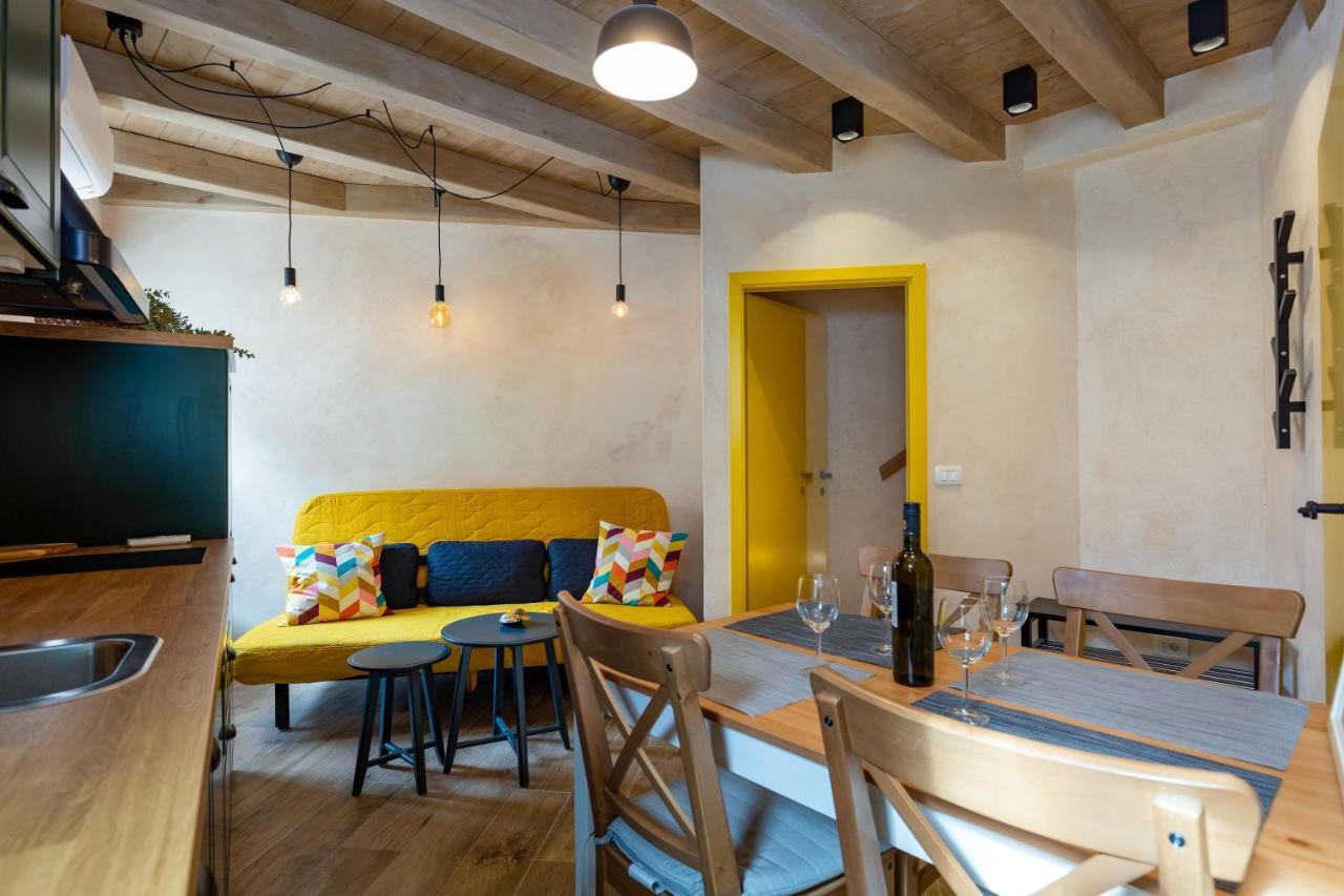 Appartamento Casa Wau Rovigno Esterno foto